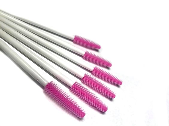 Brush for lashes/brows